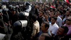Manifestations Egypte.jpg